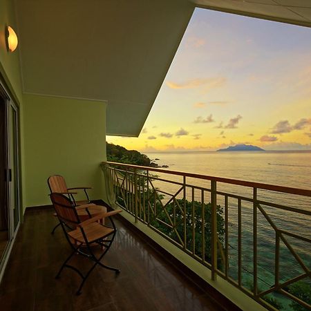 Treasure Cove Hotel & Restaurant Bel Ombre Екстериор снимка
