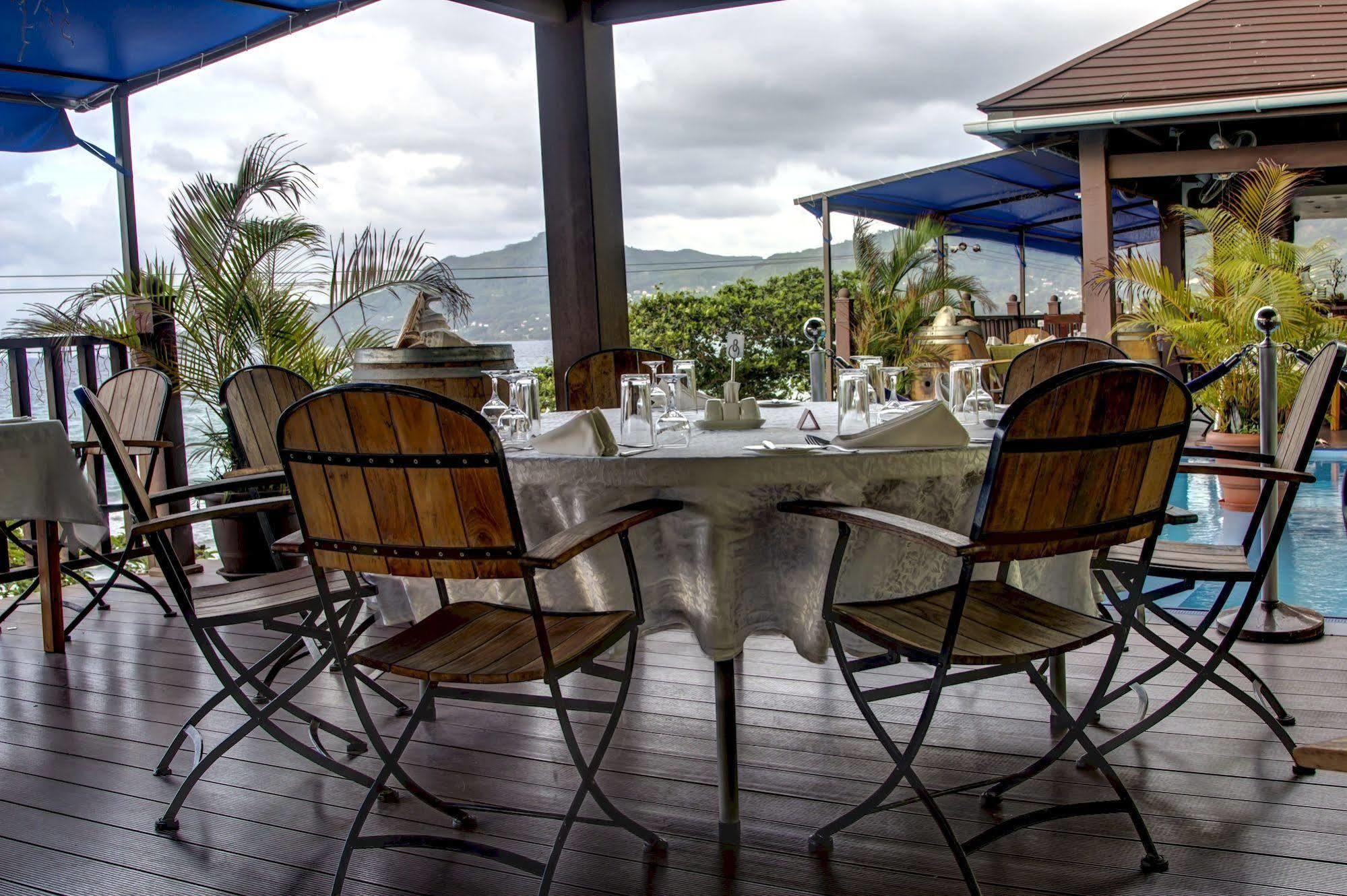 Treasure Cove Hotel & Restaurant Bel Ombre Екстериор снимка